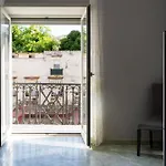 Mely House